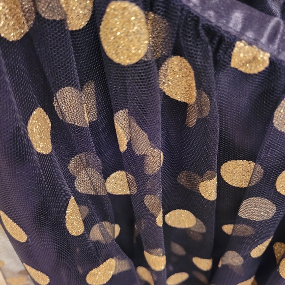 Two piece - Picture 5 of 5